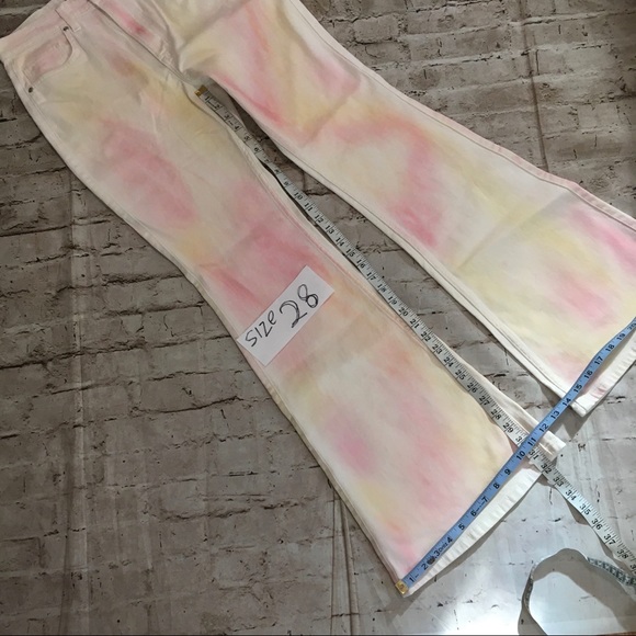 NWT LEE High Rise soft colors, Tie Dye bell bottom, Jean - Picture 11 of 14